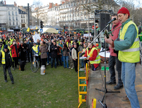 Aéroport, un plan béton