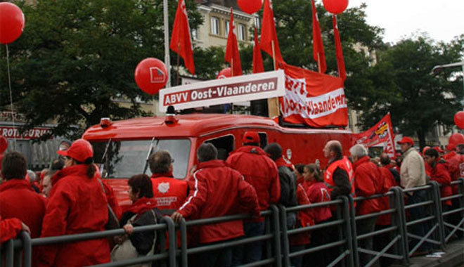 S&rsquo;unir contre l&rsquo;austérité