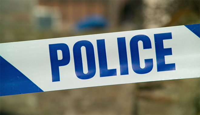 Manifestation de sans-papiers, tout le monde au poste !