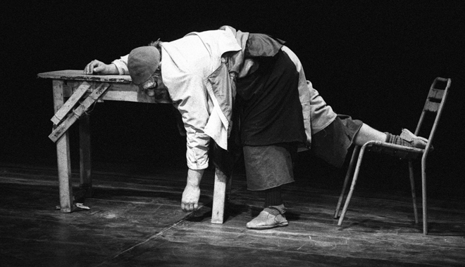 Au bout de l&rsquo;homme, le monde