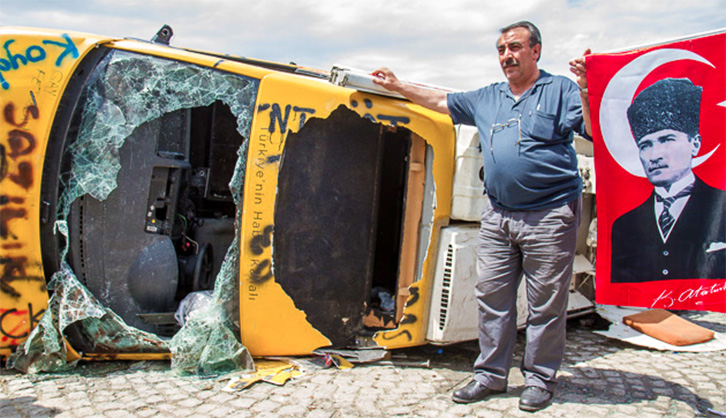 Le mur de la peur est brisé en Turquie
