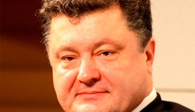 Porochenko, nouveau président d’une Ukraine divisée