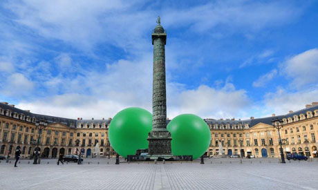 Le plug de McCarthy rend la Monnaie à Courbet