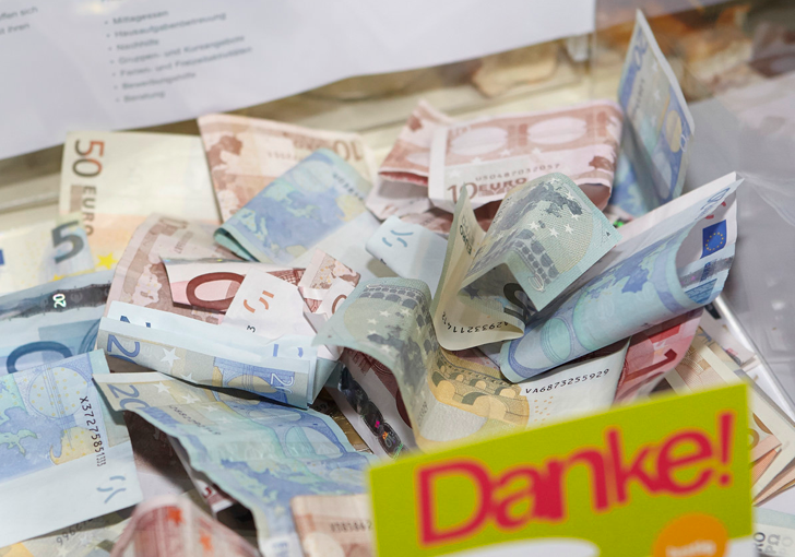 Dominique Plihon : « Il faut porter plainte contre la BCE à la Cour européenne de justice »