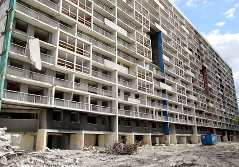 Le « problème des banlieues » après la désillusion de la rénovation