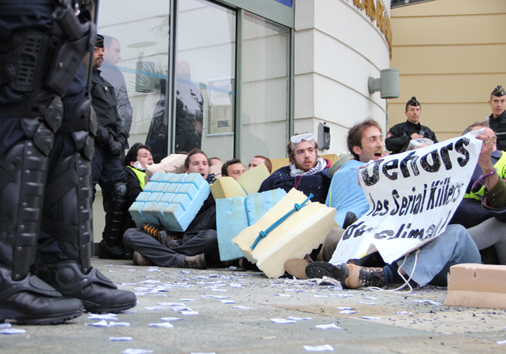 À Pau, Total en flagrant délit de « crime climatique »