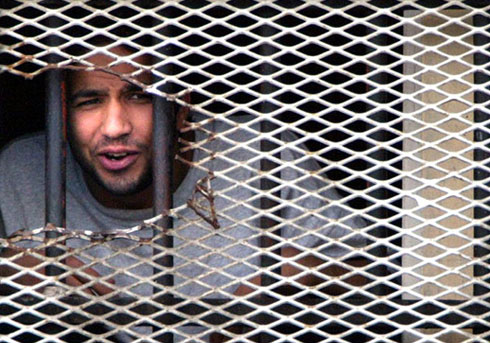 Ils ferment les frontières, ouvrons nos écoles