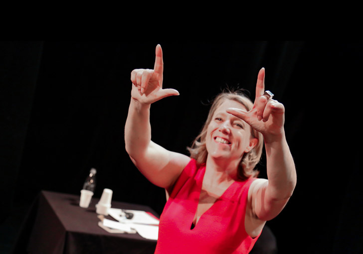 Danielle Simonnet, la scène à contre-courant