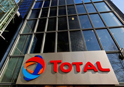 Quand les multinationales forcent la porte des collèges