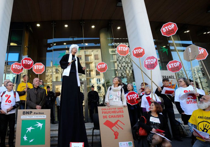 Faucheurs de chaises : le « radicalo-pragmatisme » selon Txetx et Jon Palais
