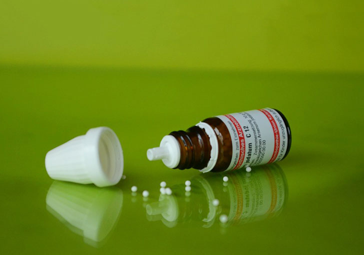 Faut-il mettre les médecines « douces » sous chimiothérapie ?