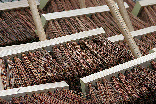 Elle ne nettoiera plus les bibliothèques de la Ville de Paris