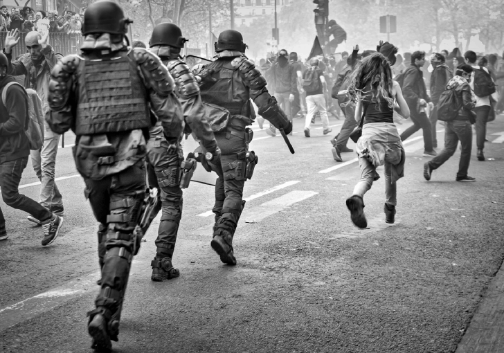 Violences policières : un mort par mois, en silence