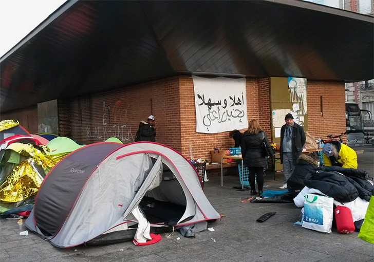 TRIBUNE. Extrême précarité : votre incurie tue toujours