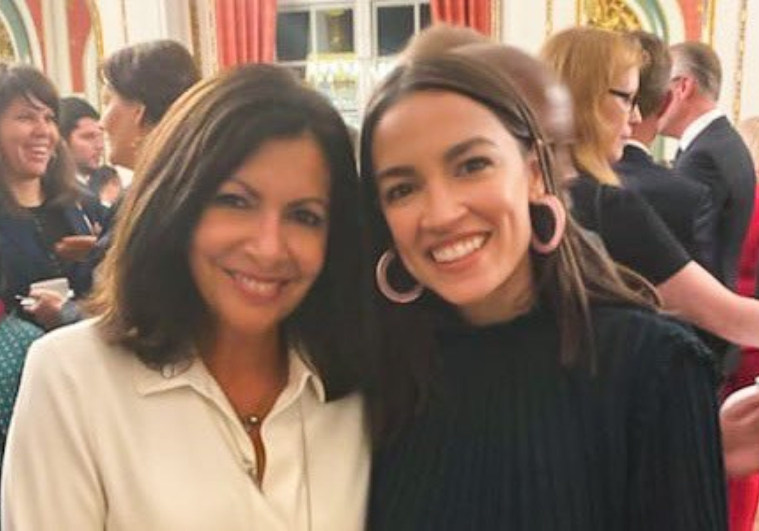 « Dangereuses » voire quasi « fascistes » les réunions non-mixtes ? Dites-le aux Américains !