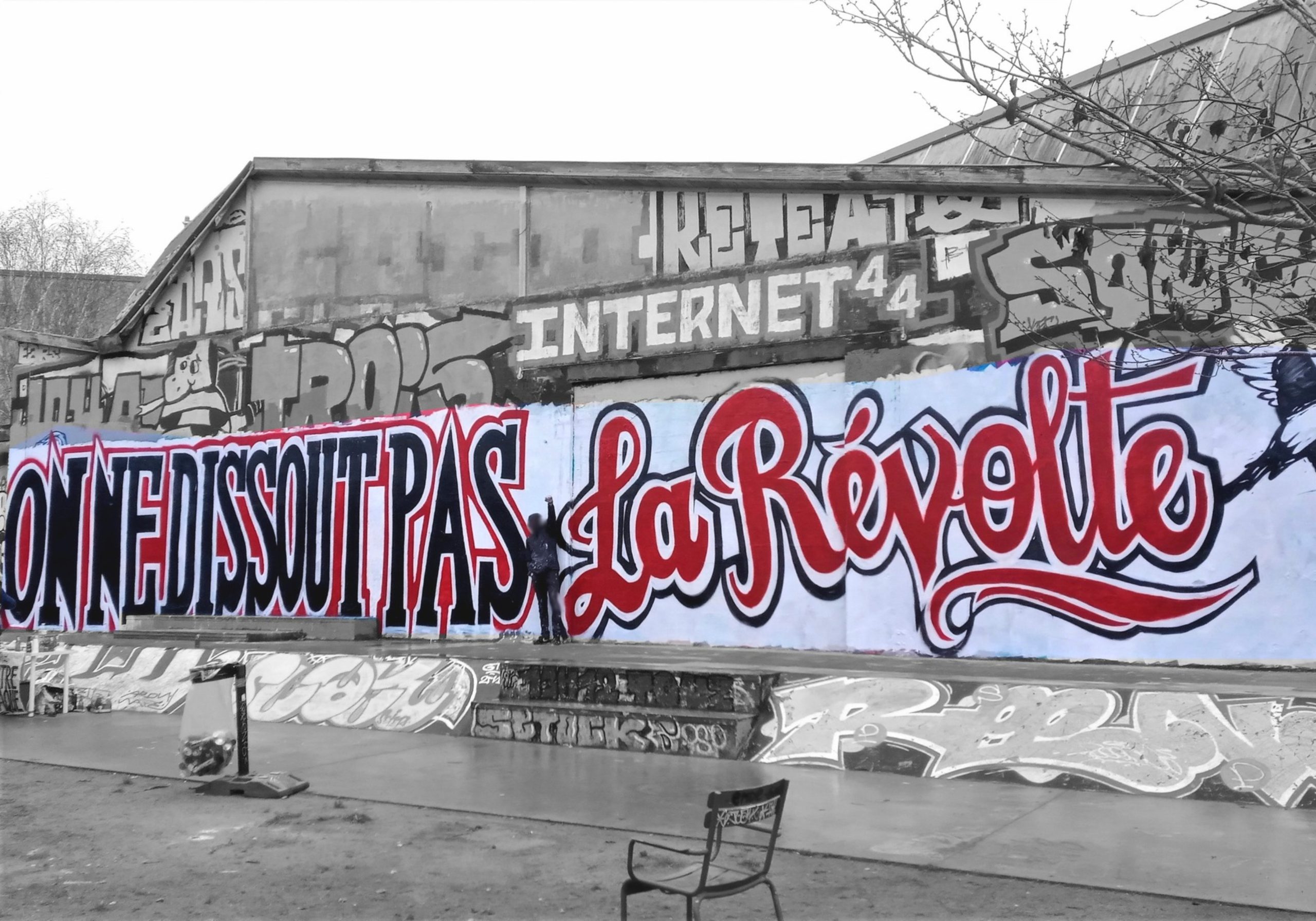 Dissolution du média Nantes révoltée : « Le gouvernement teste les limites de la liberté de la presse »