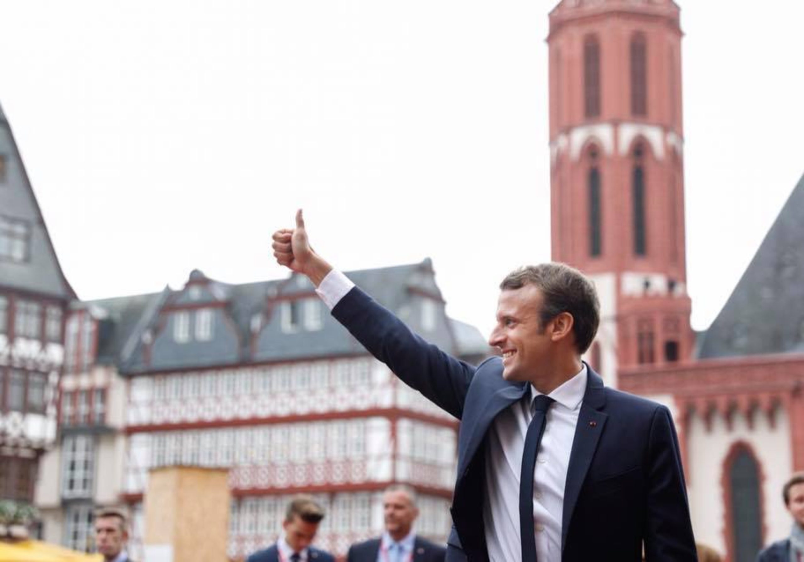 La Macronie, du barrage au tremplin