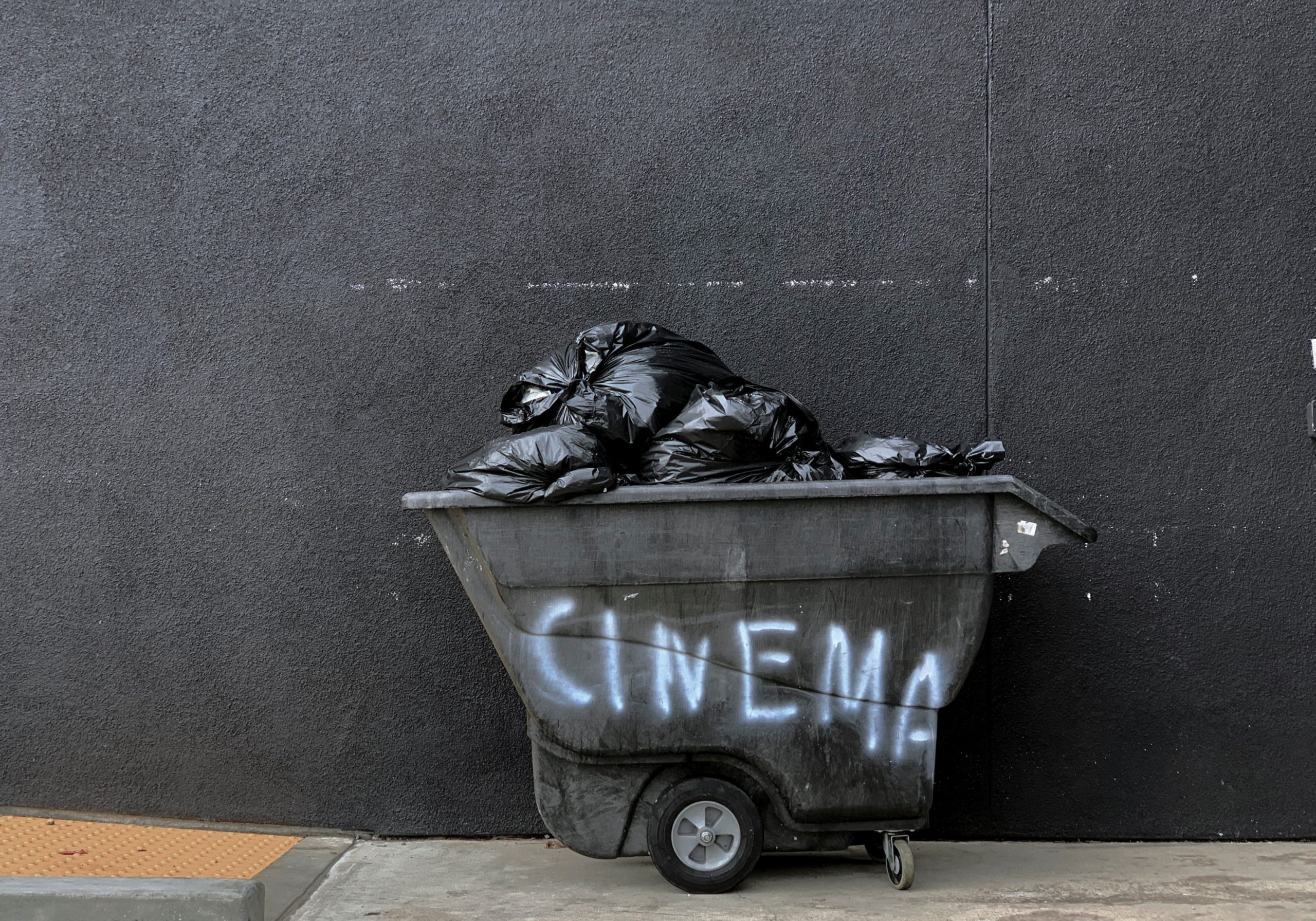 Jack Lang : « Si l’on veut sauver le cinéma, il faut prendre le taureau par les cornes »