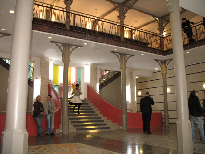 La Maison des métallos fait peau neuve